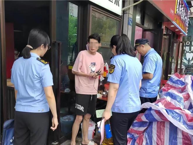 PG电子官方网站餐饮店未安装燃气泄漏报警器供气公司暂停向其供气(图2)